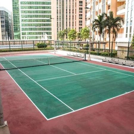 Cozy 2-Bedroom In The Venice Luxury Residences Manila Exterior foto