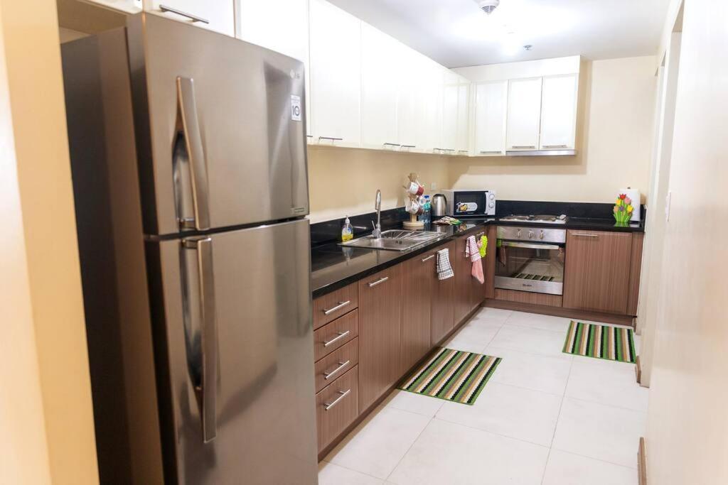 Cozy 2-Bedroom In The Venice Luxury Residences Manila Exterior foto